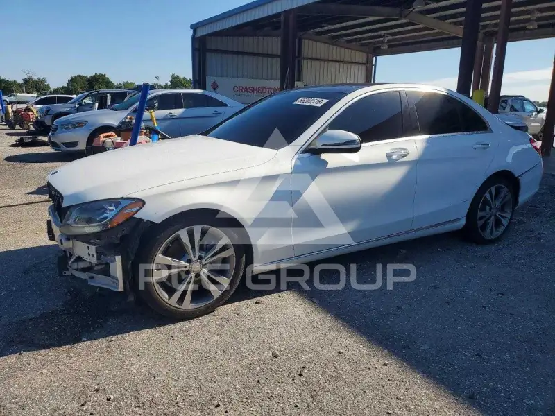 2016 Mercedes Benz C-Class фото