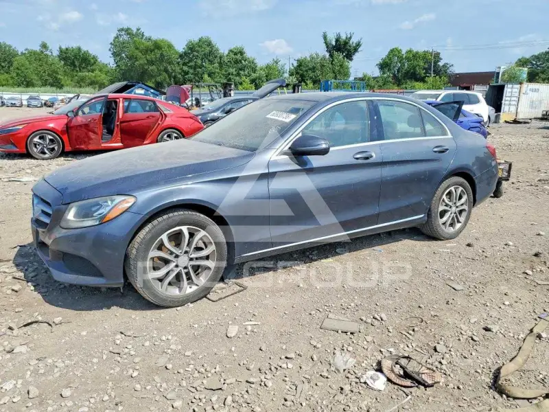 2016 Mercedes Benz C-Class фото