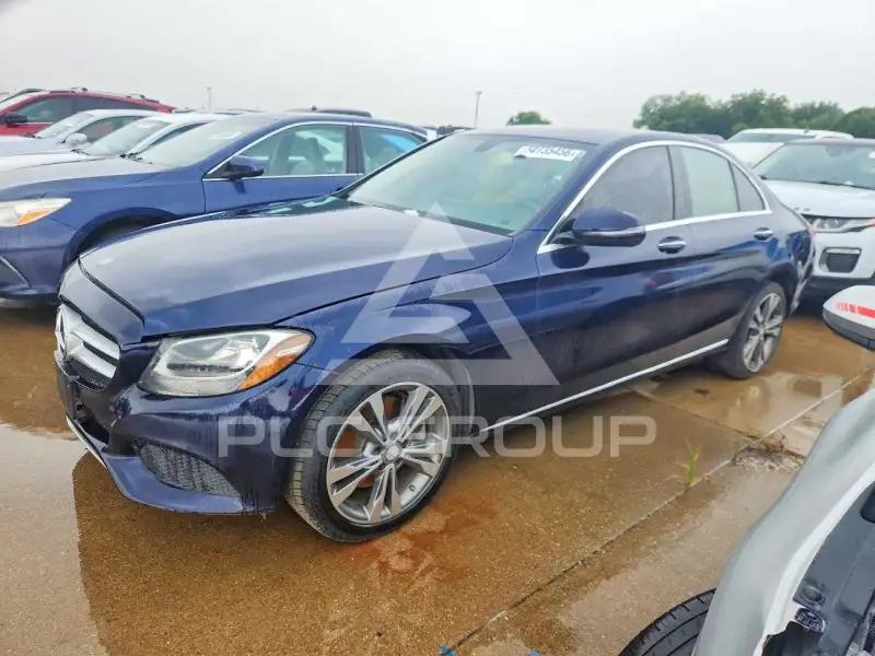 2016 Mercedes Benz C-Class фото
