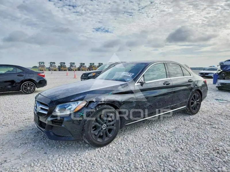 2016 Mercedes Benz C-Class фото