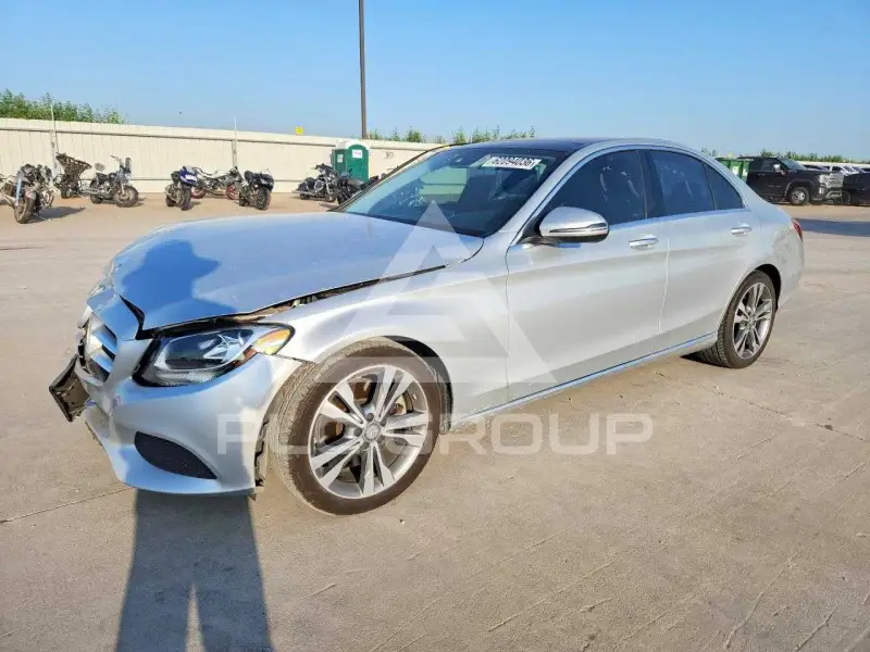 2016 Mercedes Benz C-Class фото