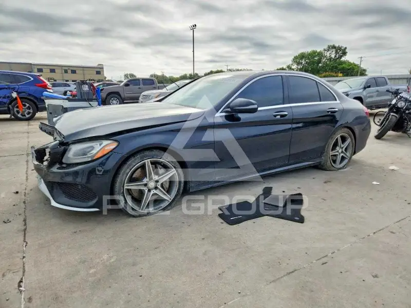 2016 Mercedes Benz C-Class photo
