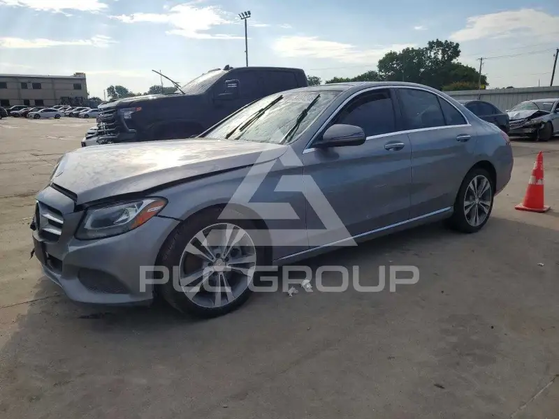 2016 Mercedes Benz C-Class фото