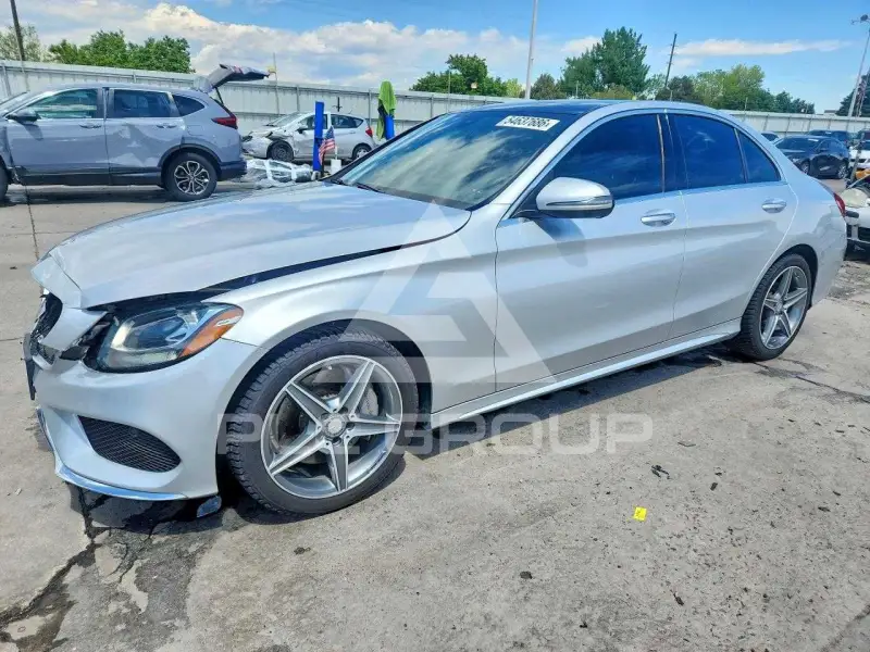 2016 Mercedes Benz C-Class фото