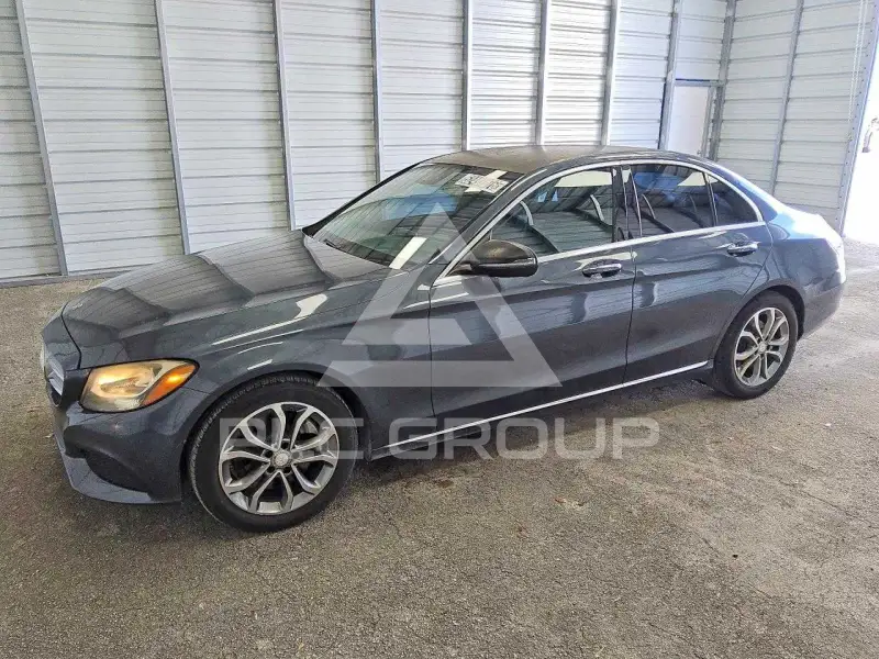 2016 Mercedes Benz C-Class фото