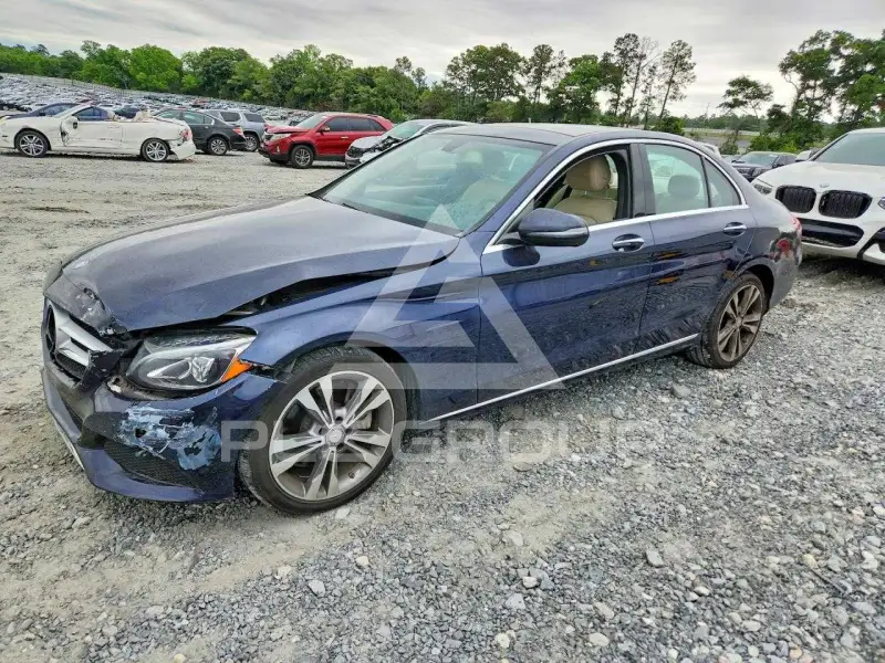 2016 Mercedes Benz C-Class фото