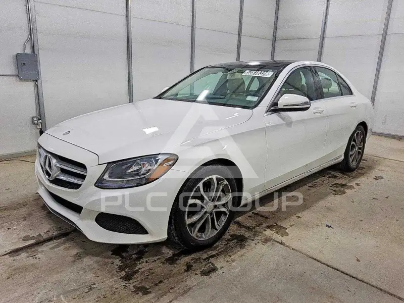2016 Mercedes Benz C-Class фото
