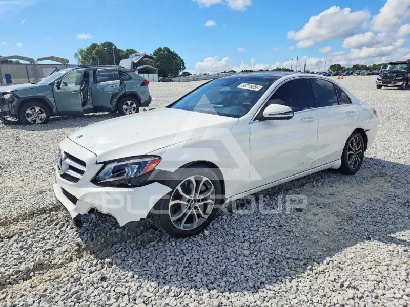 2016 Mercedes Benz C-Class фото