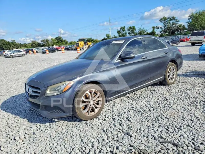2016 Mercedes Benz C-Class фото