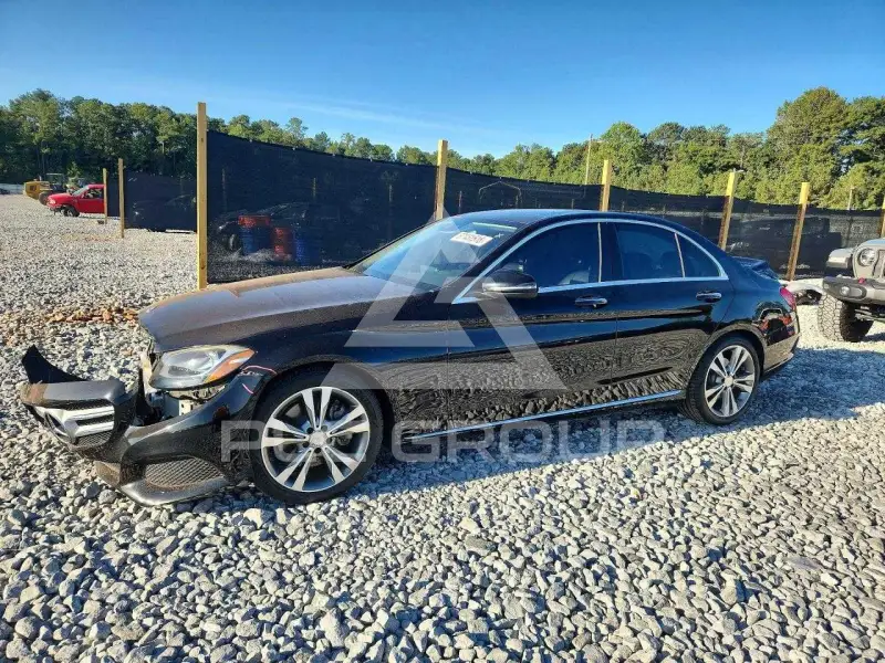 2016 Mercedes Benz C-Class фото