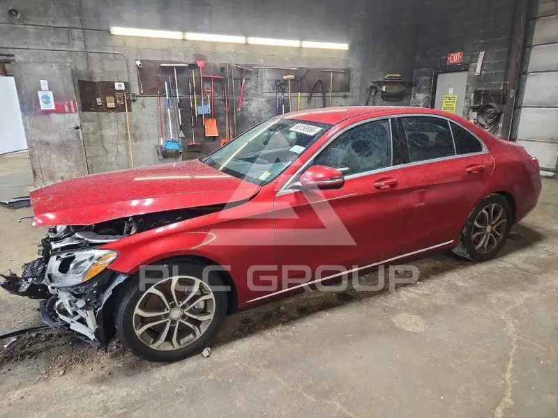2016 Mercedes Benz C-Class photo