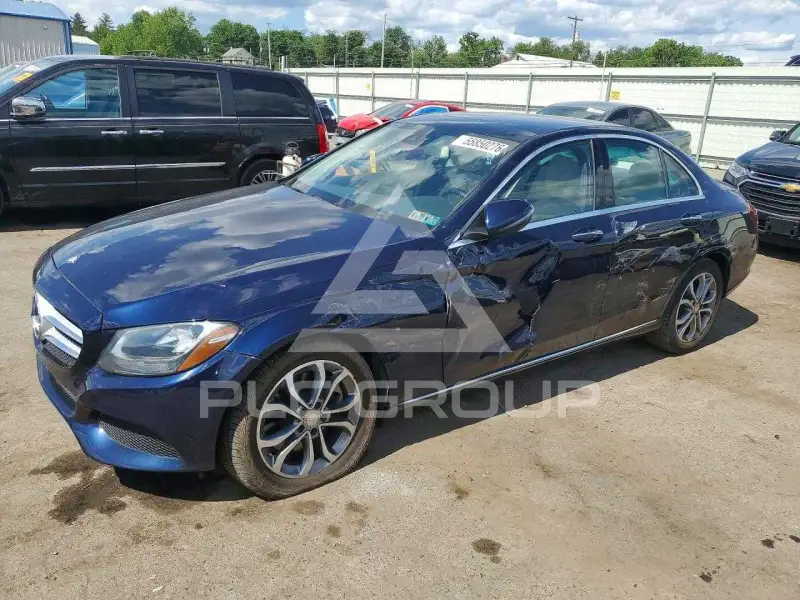 2016 Mercedes Benz C-Class фото