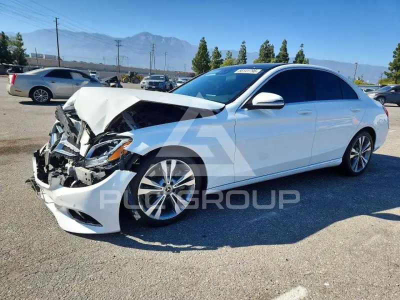 2016 Mercedes Benz C-Class фото