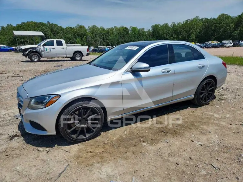2016 Mercedes Benz C-Class фото