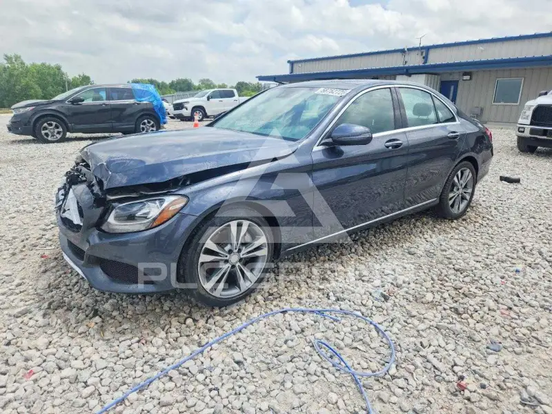 2016 Mercedes Benz C-Class фото