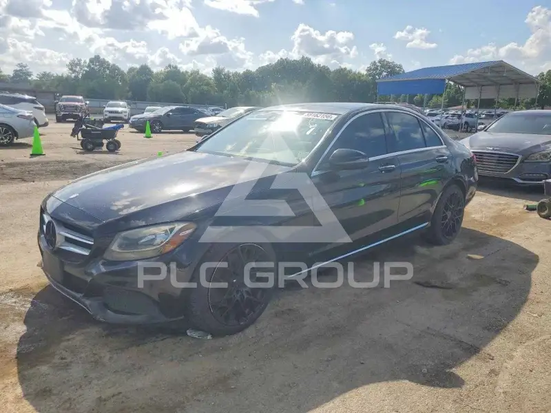 2016 Mercedes Benz C-Class photo