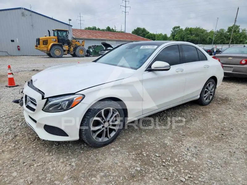 2016 Mercedes Benz C-Class photo