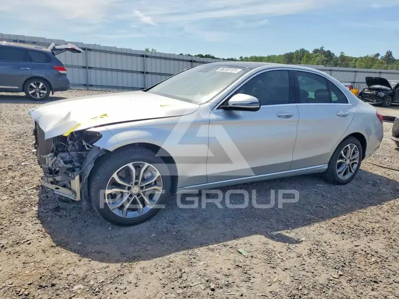 2016 Mercedes Benz C-Class фото