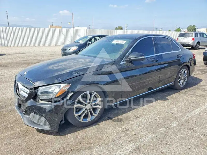2016 Mercedes Benz C-Class photo