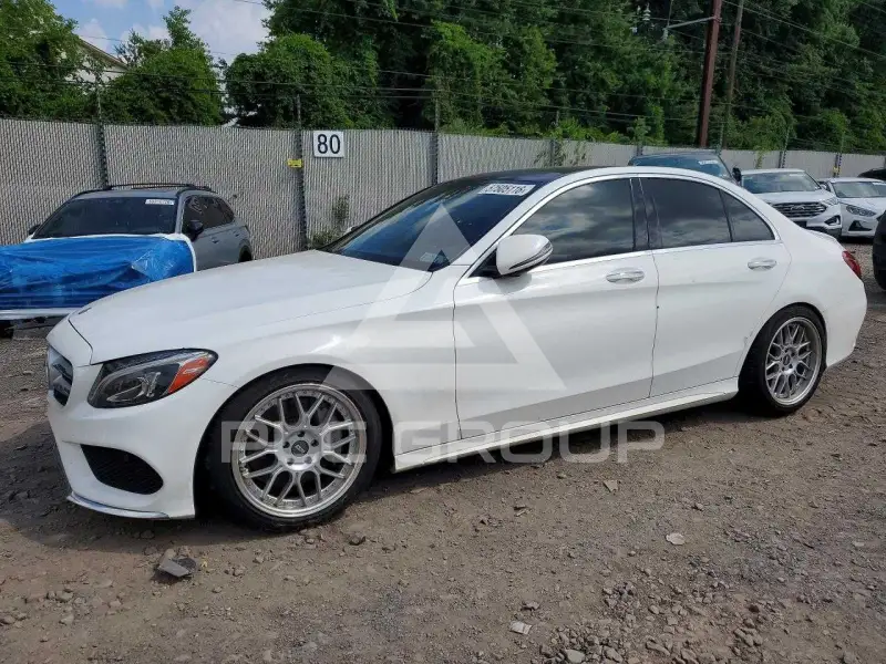 2016 Mercedes Benz C-Class photo