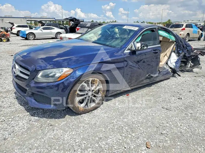 2016 Mercedes Benz C-Class photo