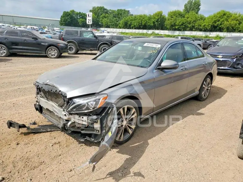 2016 Mercedes Benz C-Class фото