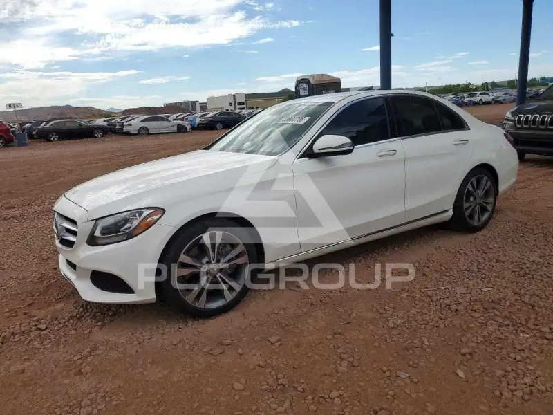 2016 Mercedes Benz C-Class фото