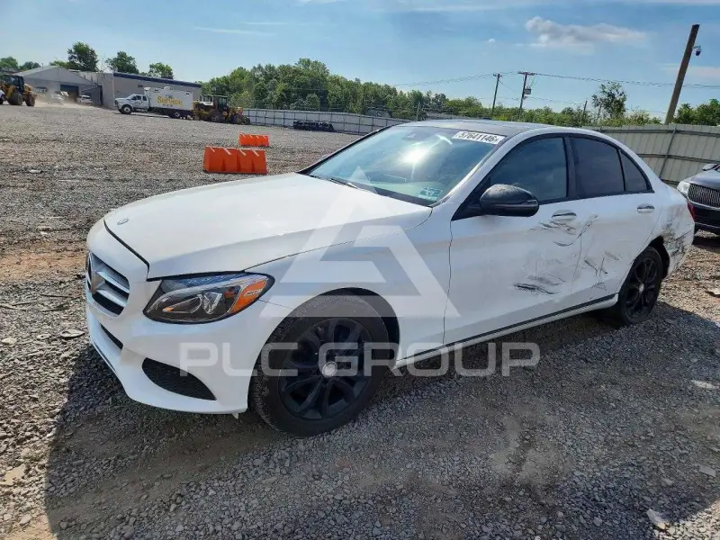 2016 Mercedes Benz C-Class фото