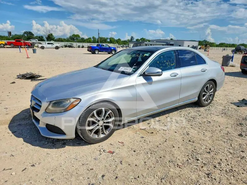 2016 Mercedes Benz C-Class photo
