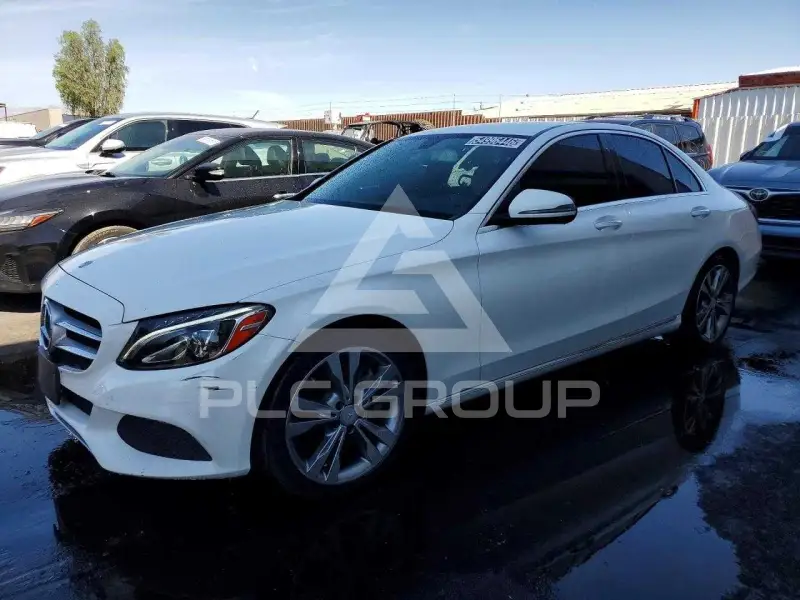 2016 Mercedes Benz C-Class фото