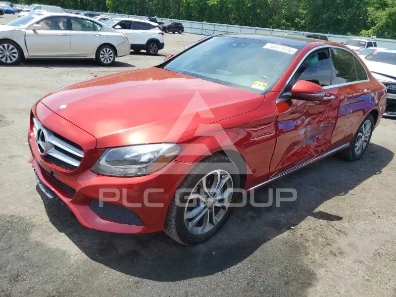 2016 Mercedes Benz C-Class фото