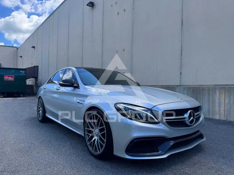 2016 Mercedes Benz C-Class фото