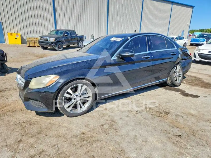2016 Mercedes Benz C-Class фото