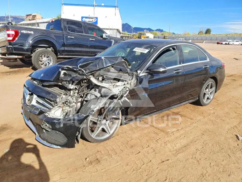2016 Mercedes Benz C-Class фото