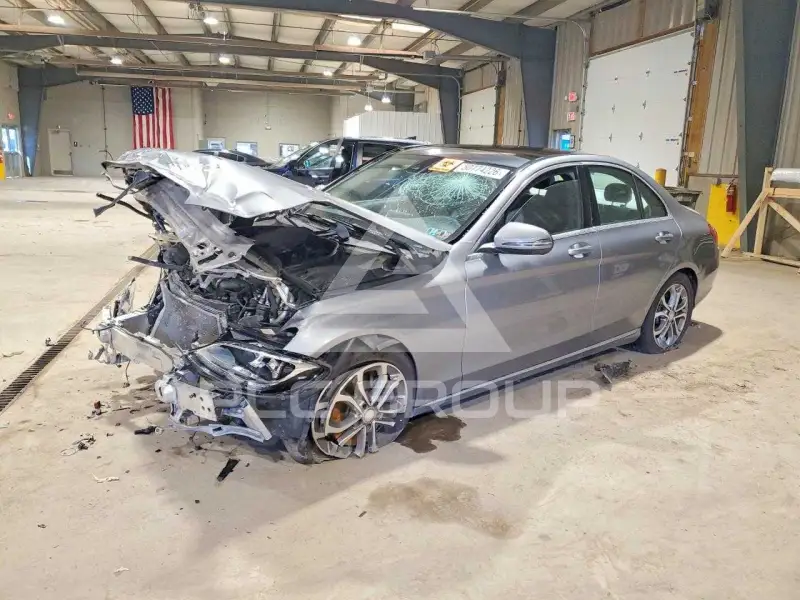 2016 Mercedes Benz C-Class фото