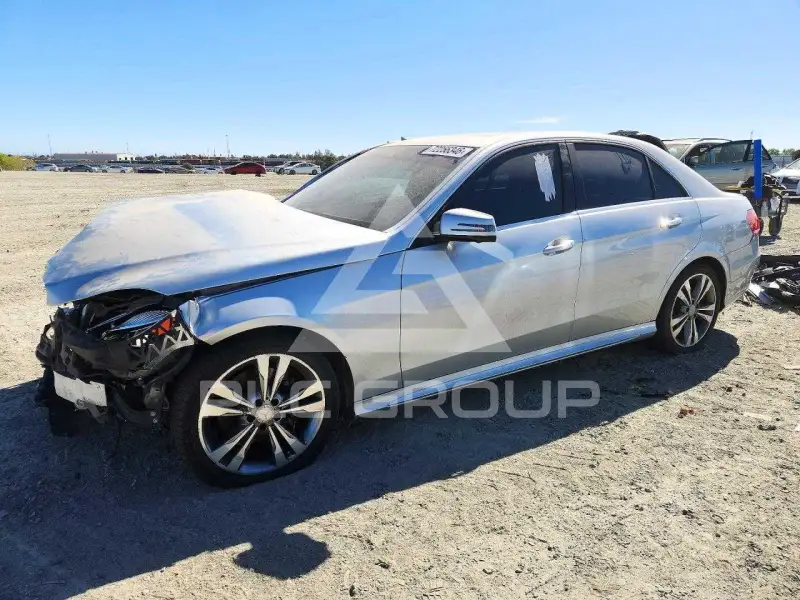 2016 Mercedes Benz E-Class фото