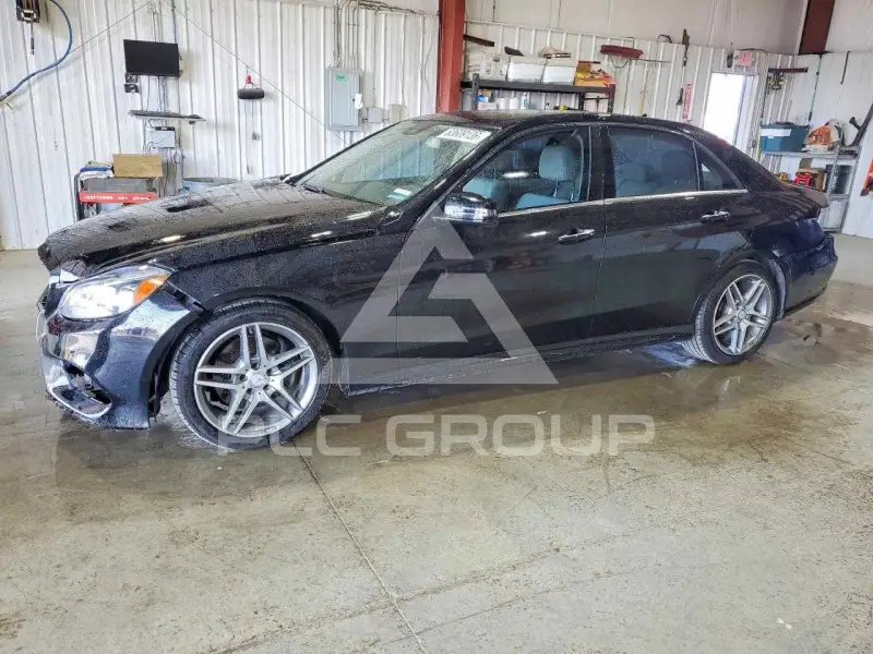2016 Mercedes Benz E-Class фото