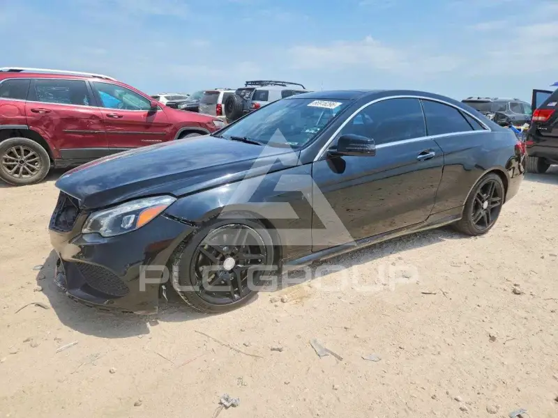 2016 Mercedes Benz E-Class фото