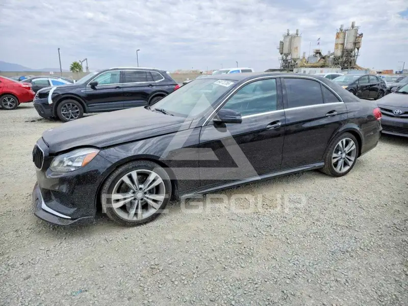 2016 Mercedes Benz E-Class фото