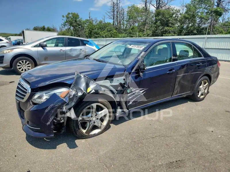2016 Mercedes Benz E-Class фото