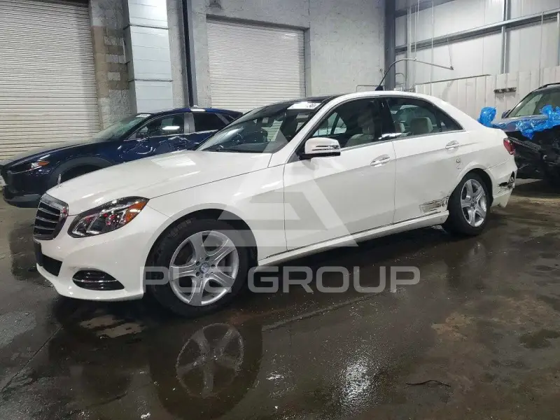 2016 Mercedes Benz E-Class photo
