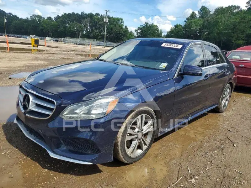 2016 Mercedes Benz E-Class фото