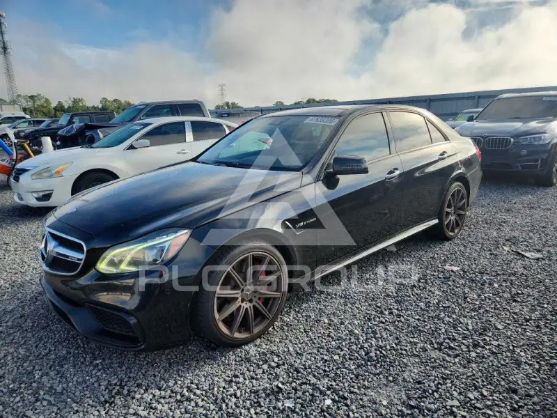2016 Mercedes Benz E-Class фото