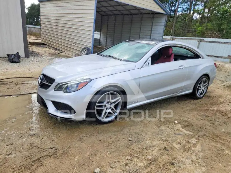 2016 Mercedes Benz E-Class фото