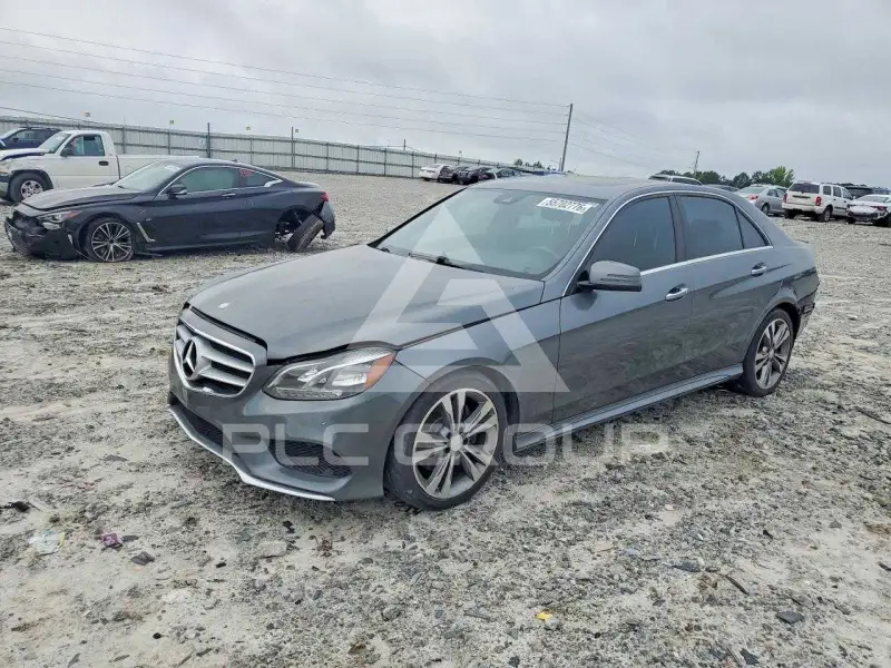 2016 Mercedes Benz E-Class фото