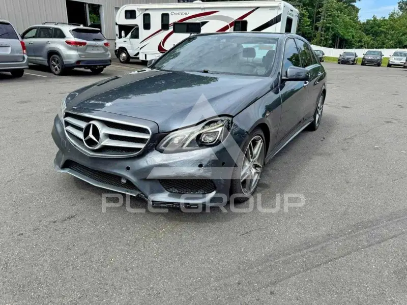 2016 Mercedes Benz E-Class photo