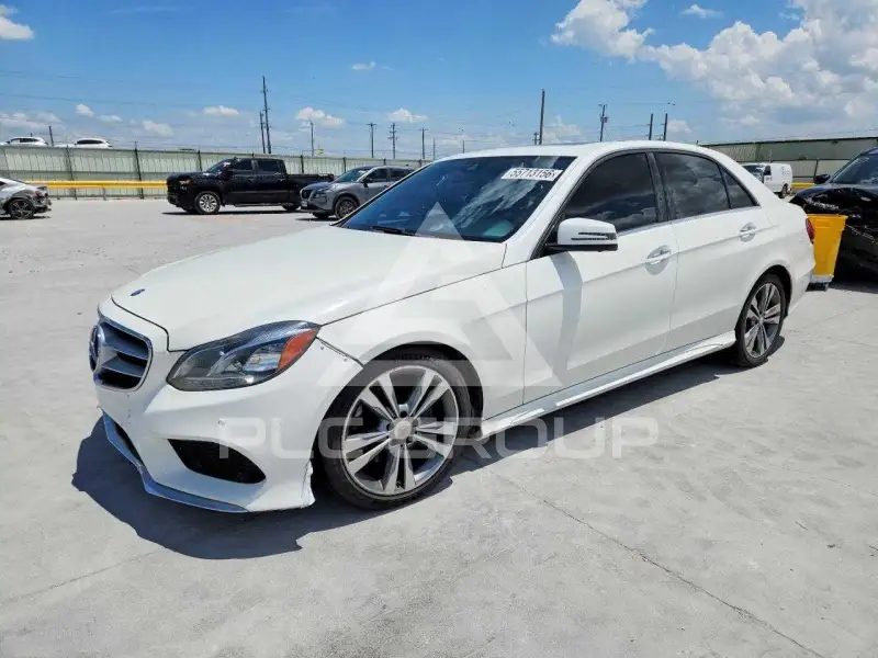 2016 Mercedes Benz E-Class photo
