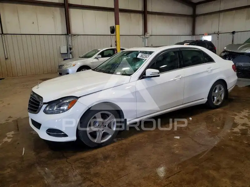 2016 Mercedes Benz E-Class фото