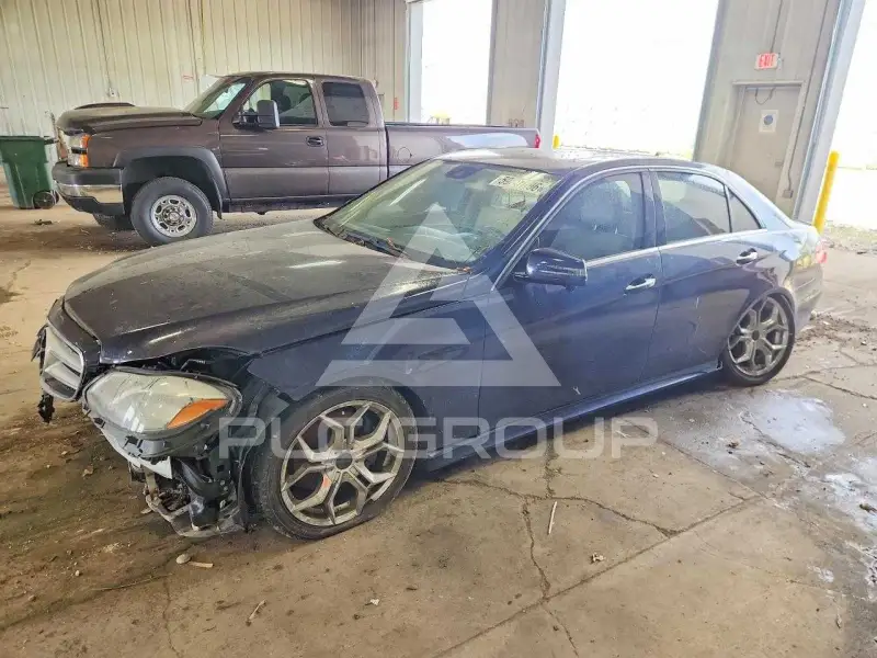 2016 Mercedes Benz E-Class photo