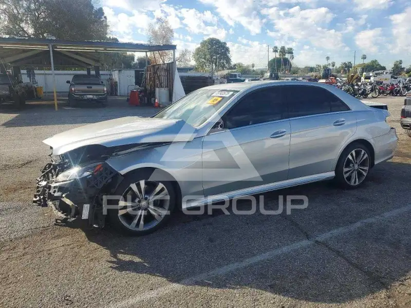 2016 Mercedes Benz E-Class photo